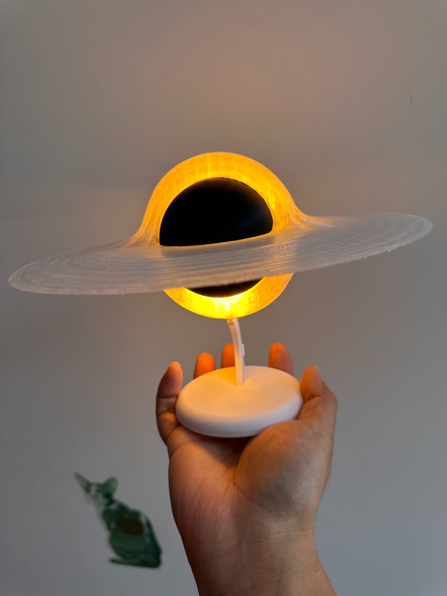 مصباح ليلي ثلاثي الأبعاد مطبوع - مراجعة Led Ring Light 18 وسعره