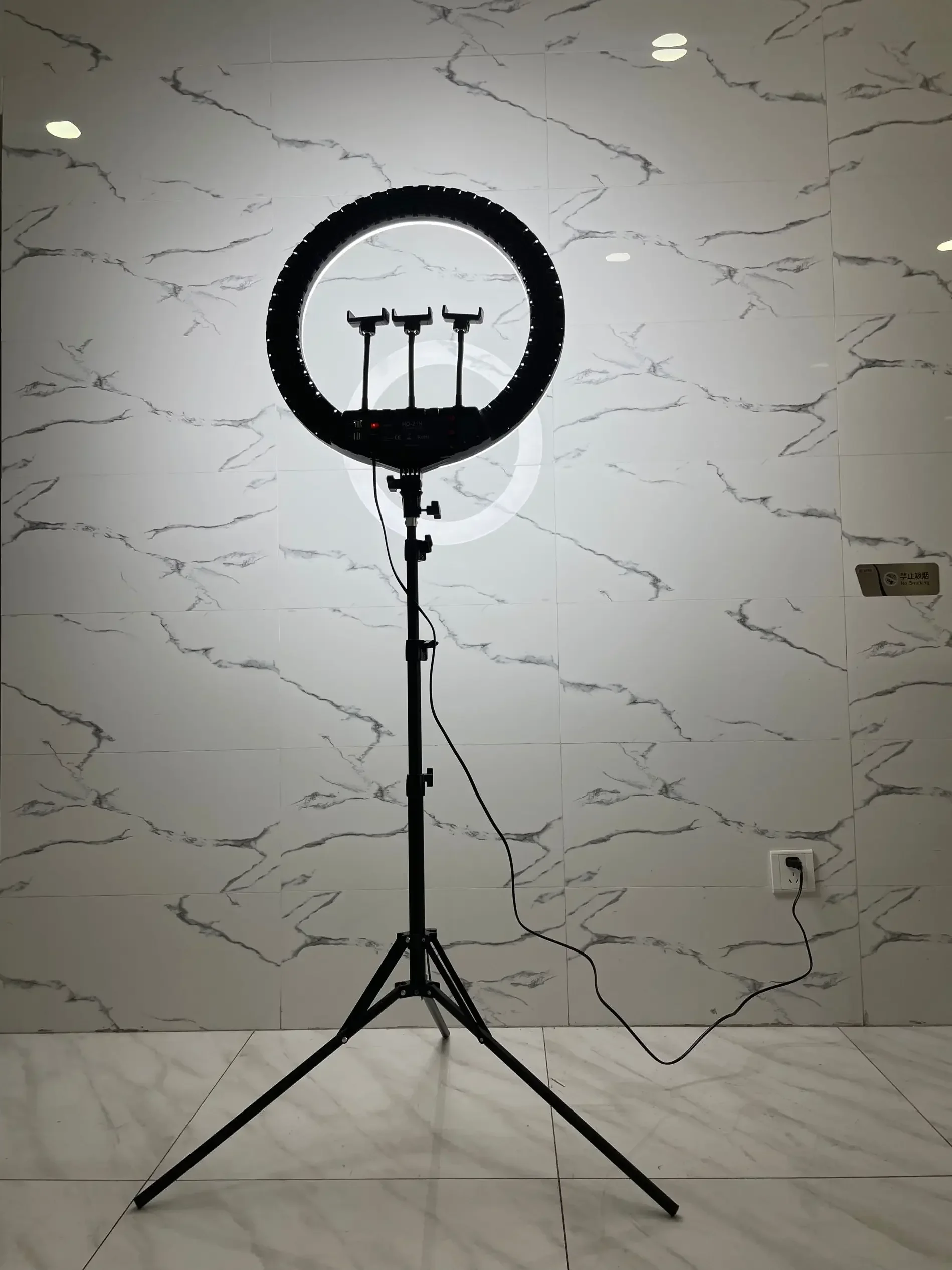 مجموعة إضاءة LED دائرية للتصوي - مراجعة Photography Of Lighting وسعره