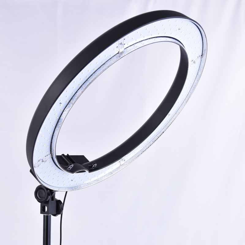 مجموعة إضاءة FOSOTO RL18 18 LE - مراجعة Led Ring Light 18 وسعره