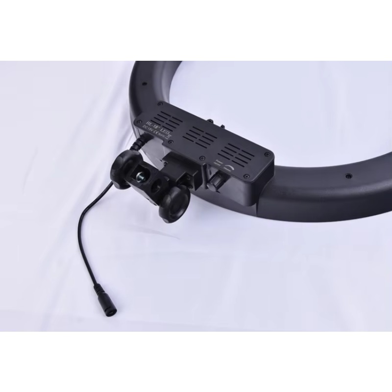 مجموعة إضاءة FOSOTO RL18 18 LE - مراجعة Led Ring Light 18 وسعره